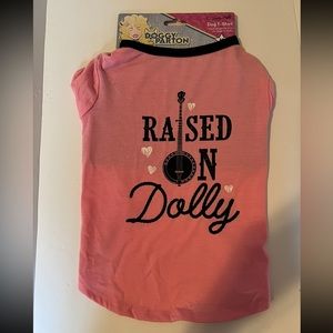 Dolly Parton Doggy Parton "Raised On Dolly” T-shirt for Dogs Size M NWT